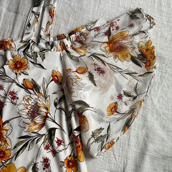 Perseption Concept Floral Off-Shoulder Blouse - Cream and Orange Size XL - Picture 4 of 7